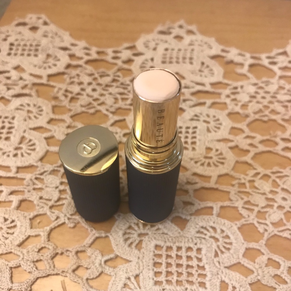 ☁️SOLD Cle de Peau transparent pore corrector